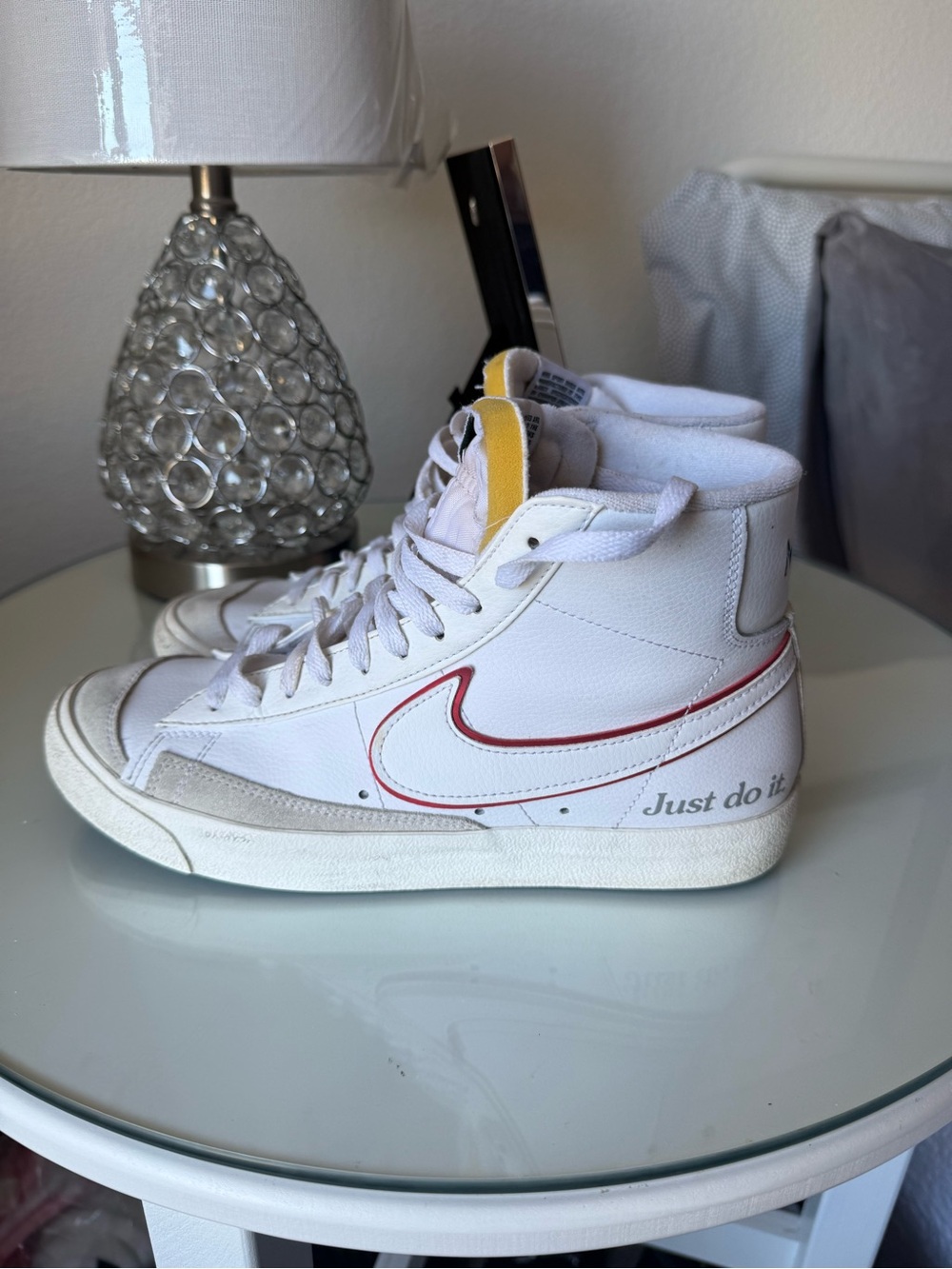 Nike Man’s  White High-Top Sneakers with Red Swoosh and Yellow Tongue size 8.5